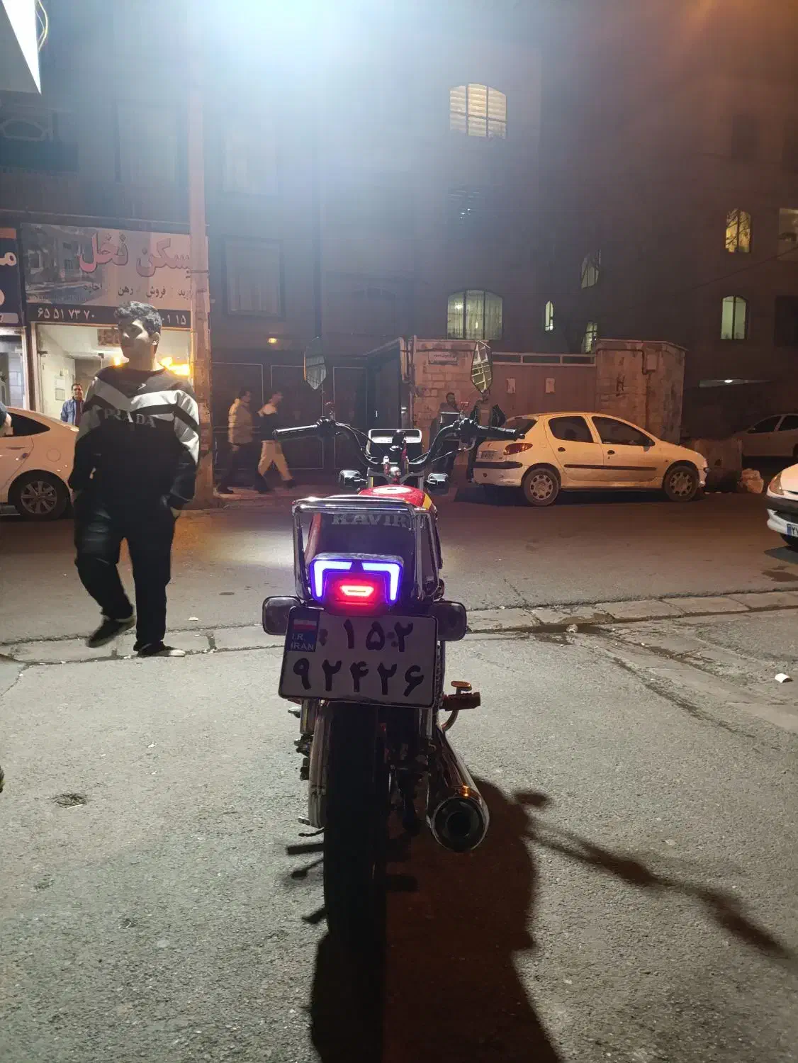 کویر 200|موتورسیکلت|اندیشه, اندیشه فاز ۱|دیوار