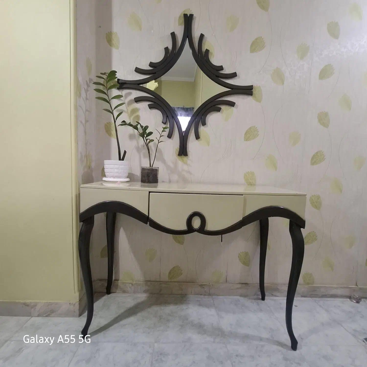 اینه و کنسول|بوفه، ویترین، کنسول|گرگان, |دیوار