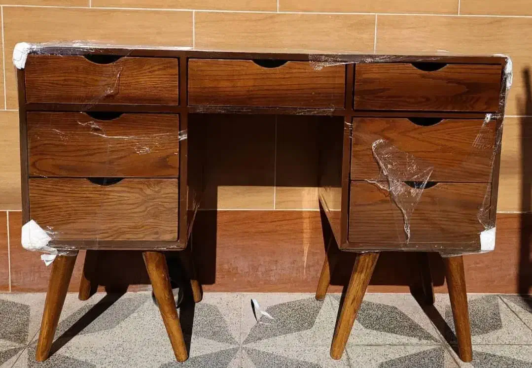 میز آرایشی|مبلمان خانگی و میز عسلی|شیراز, پودنک|دیوار