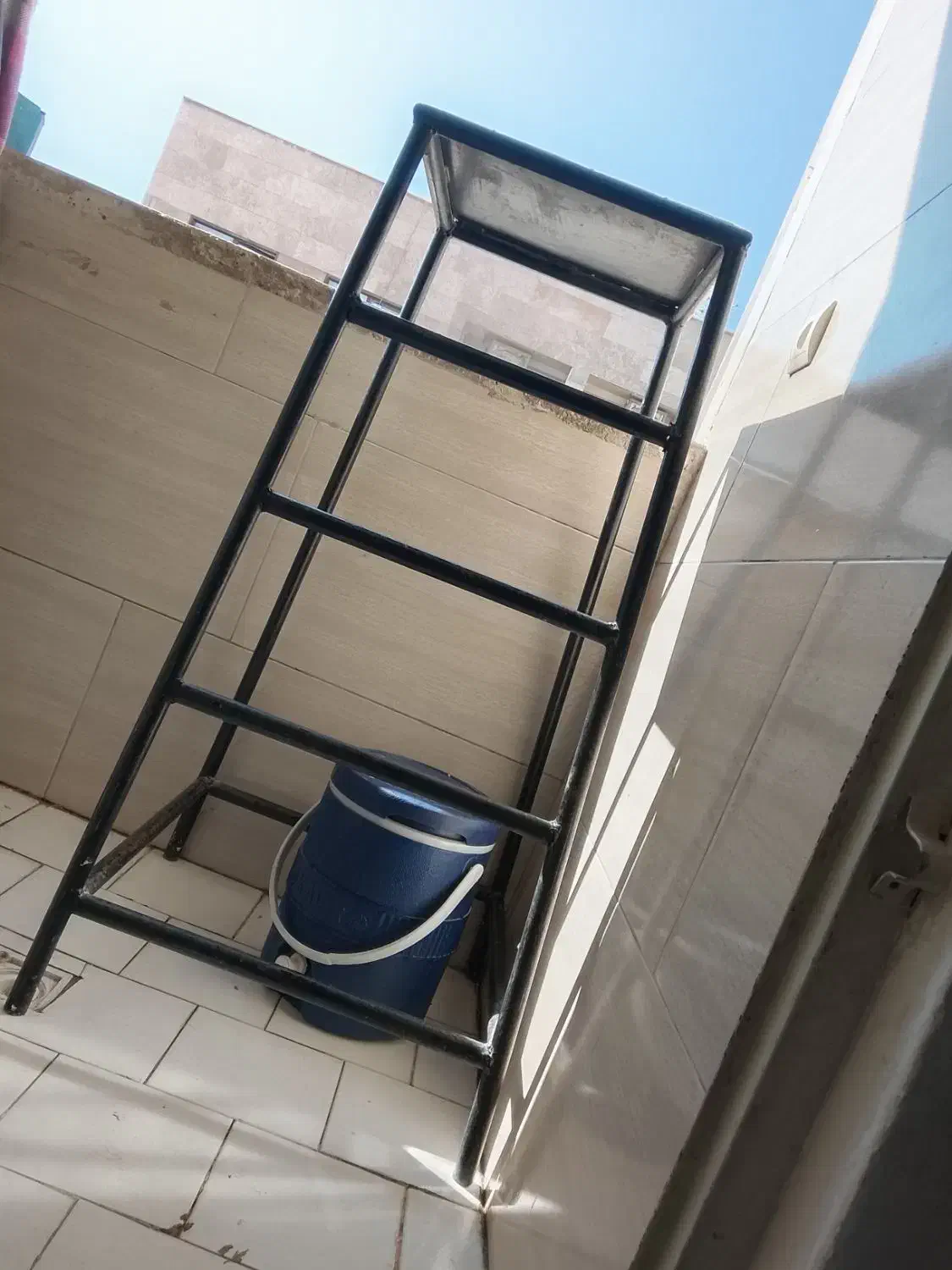 چارپایه|ابزارآلات|قرچک, میرزائی شمالی|دیوار