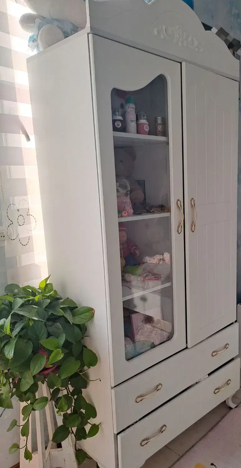 کمد بچه در حد نو ،جای لباس و اسباب بازی/رنگ سفید|جاکفشی، کمد، دراور|شهریار, شهرک وائین|دیوار