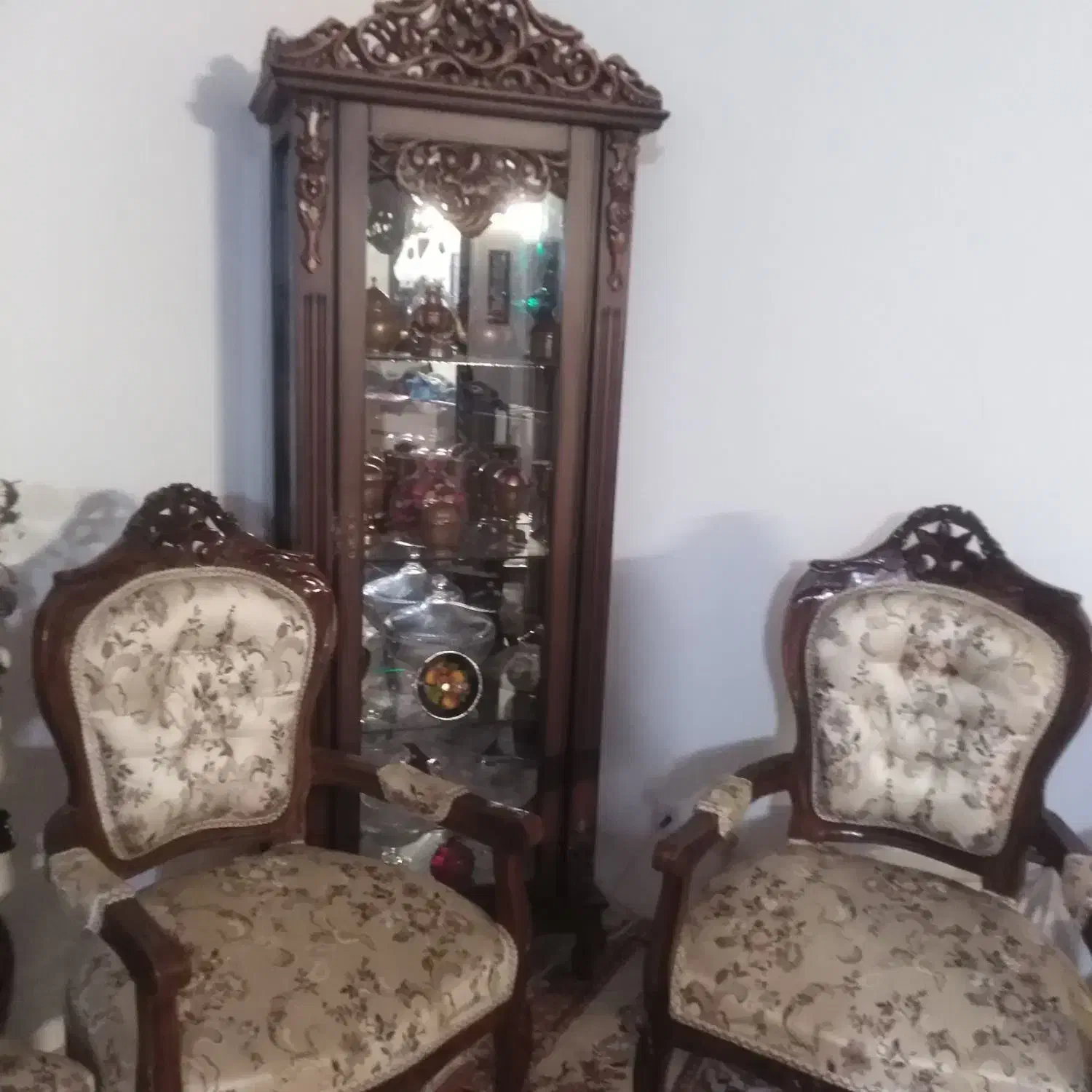 بوفه سلطنتی سالم درحد نو میز تلویزیون درحد نو|بوفه، ویترین، کنسول|شیراز, گلدشت معالی‌آباد|دیوار