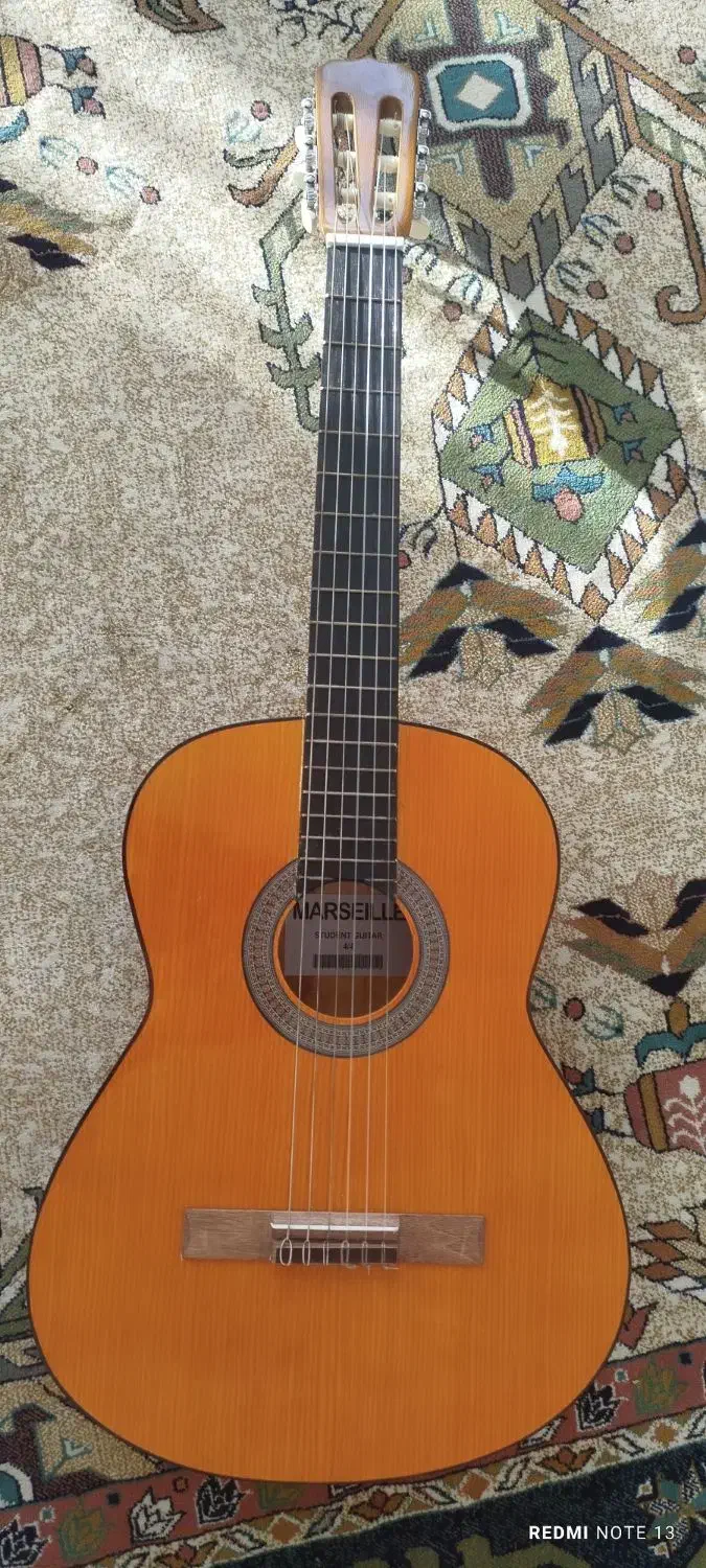 گیتار|گیتار، بیس، امپلیفایر|شیروان (خراسان), |دیوار