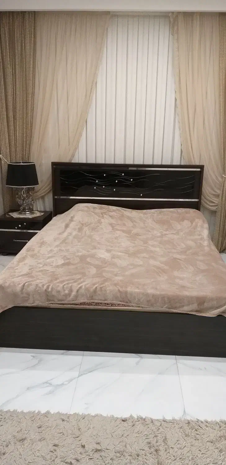 سرویس خواب|تخت و سرویس خواب|همدان, |دیوار