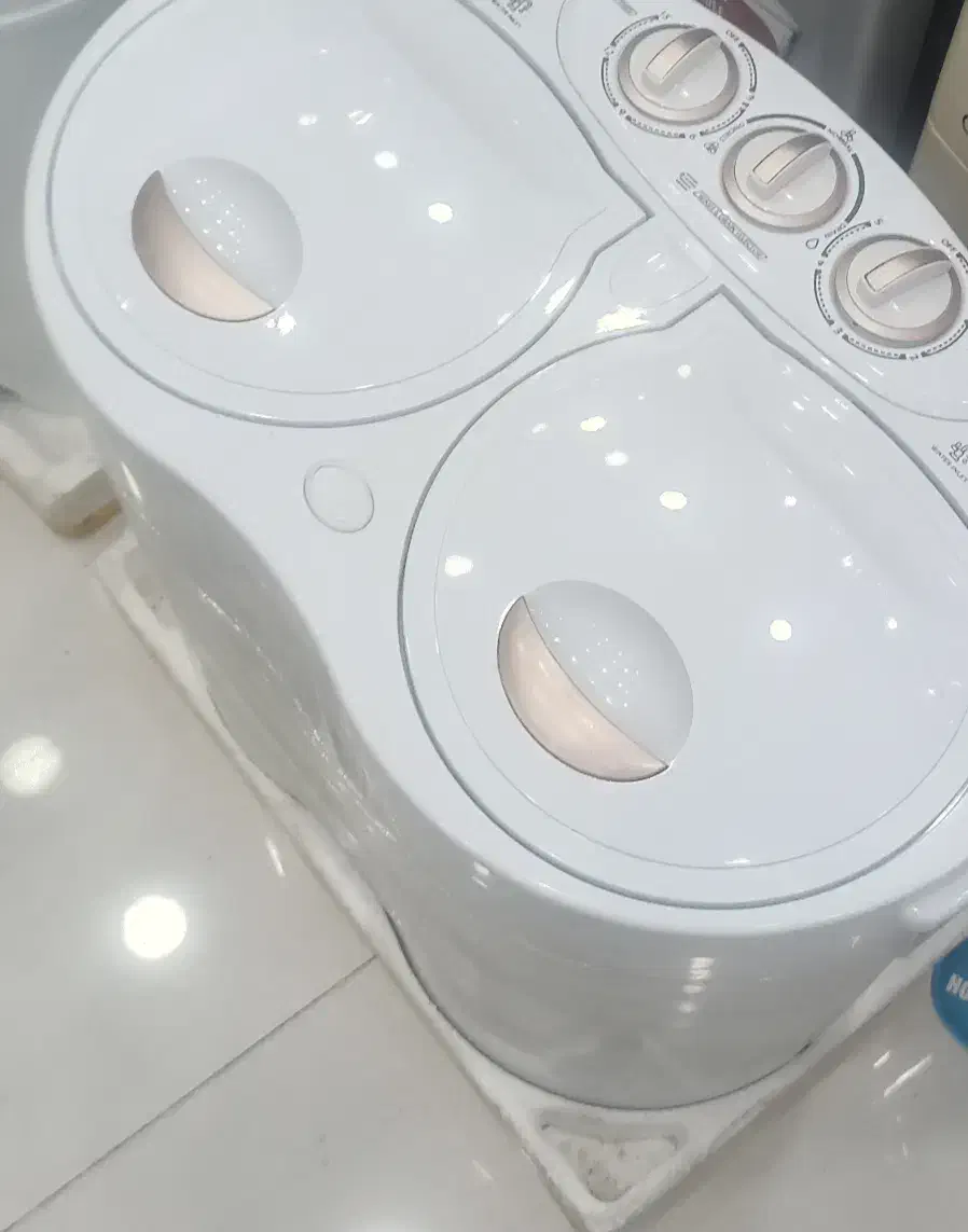 تمام وسایل زندگی یکجا به فروش میرسد ریز ودرشت|فرش|فسا, |دیوار