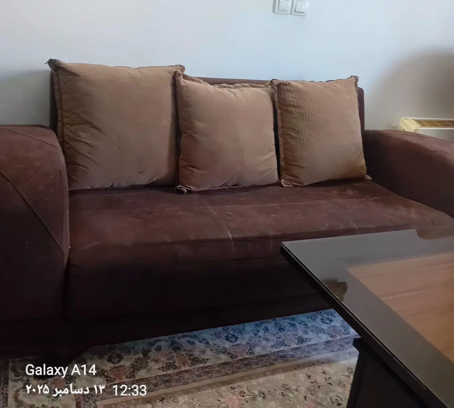 مبل هفت نفره|مبلمان خانگی و میز عسلی|فولادشهر, C8|دیوار