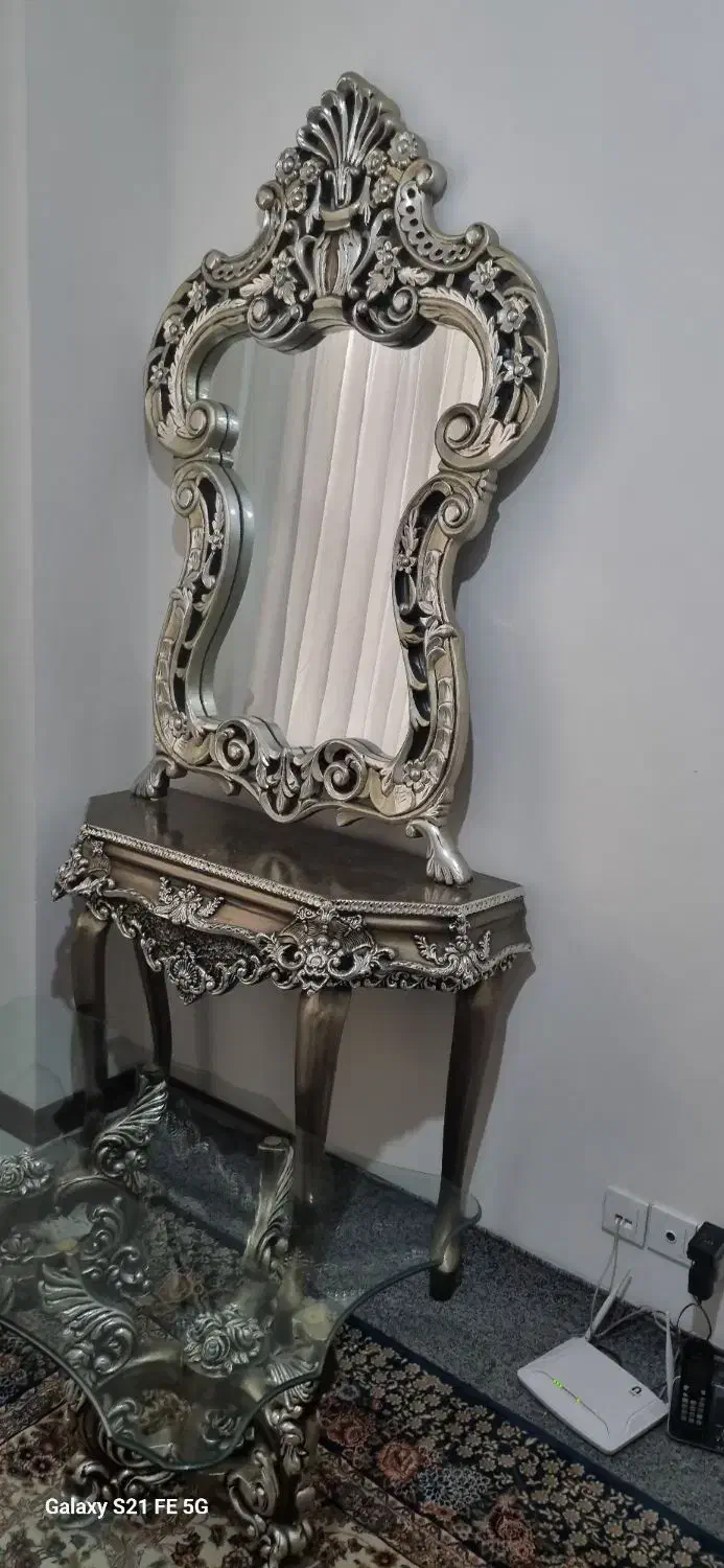 اینه وکنسول جلو مبلی ودوعدد میز عسلی|بوفه، ویترین، کنسول|چهاردانگه (تهران), |دیوار