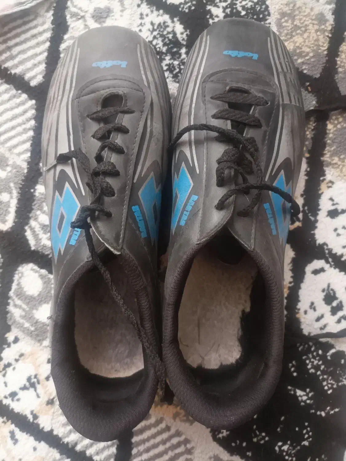 کفش چمن|کیف، کفش، کمربند|شاهرود, |دیوار