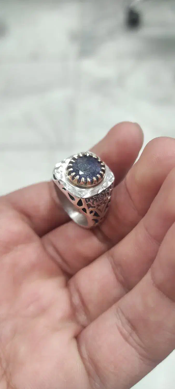 انگشتر یاقوت کبود دست ساز|جواهرات|فلاورجان, |دیوار