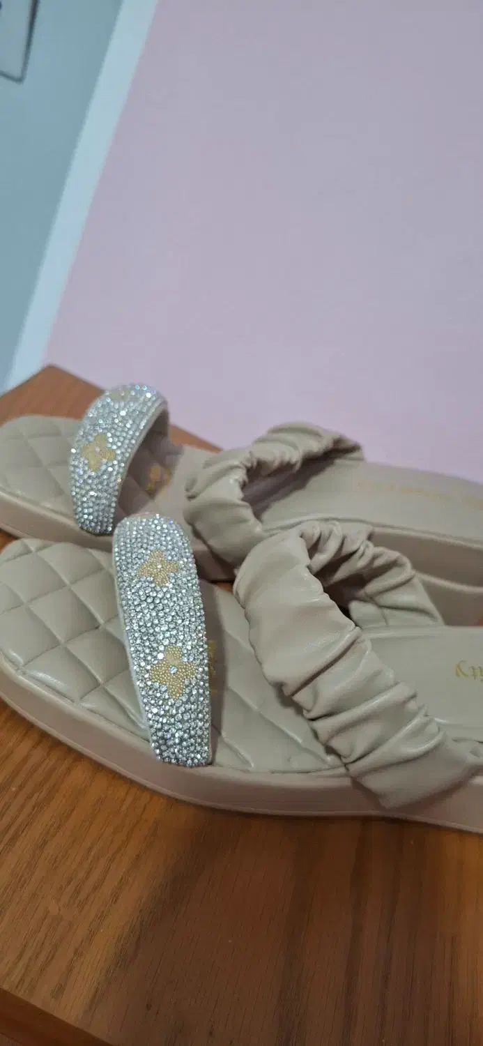 صندل مجلسی|کیف، کفش، کمربند|بوشهر, |دیوار