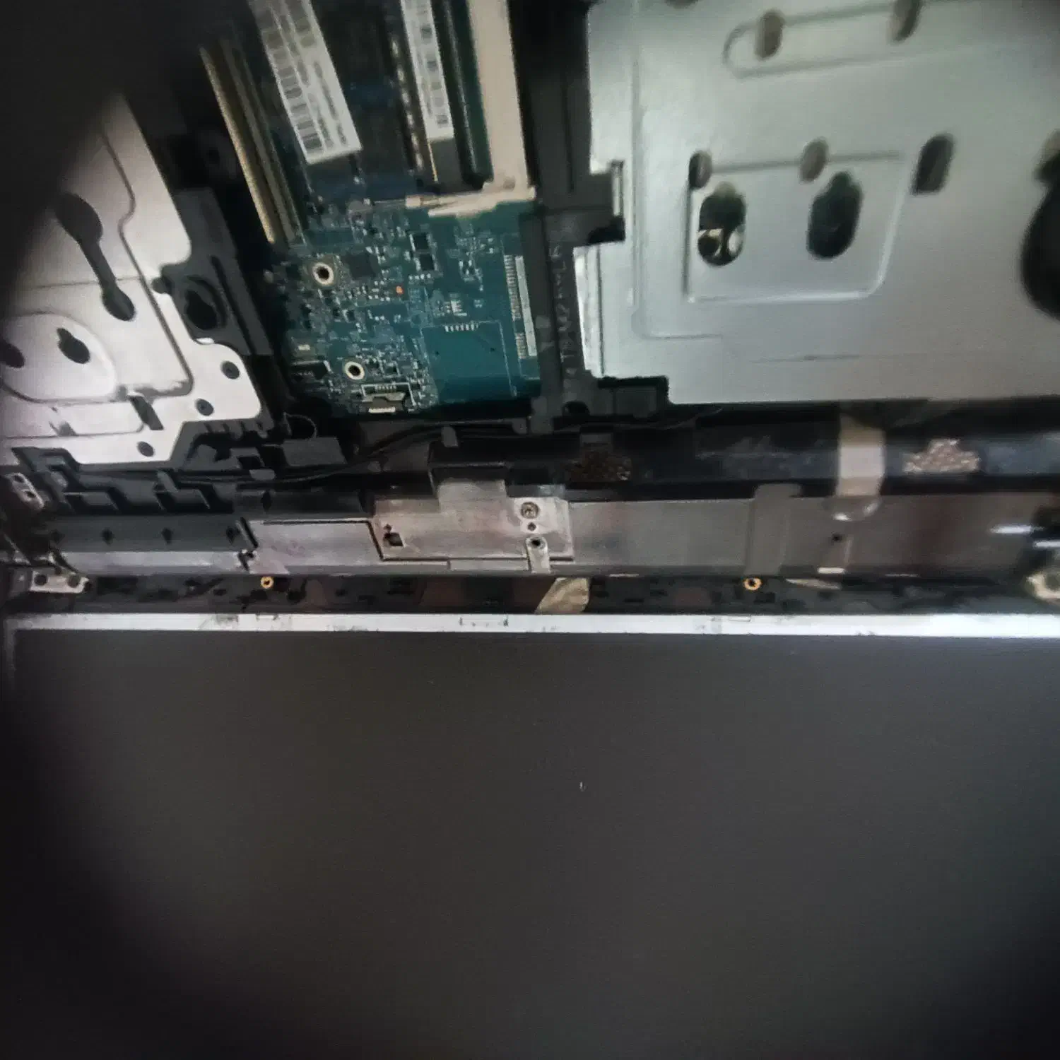 فروش یک عدد کیس کامپیوتر با اقلام|قطعات و لوازم جانبی رایانه|بابل, |دیوار