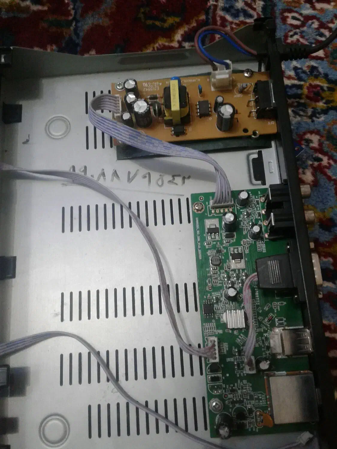 تعمیر گیرنده دیجیتال.|صوتی و تصویری|پرند, فاز ۴|دیوار