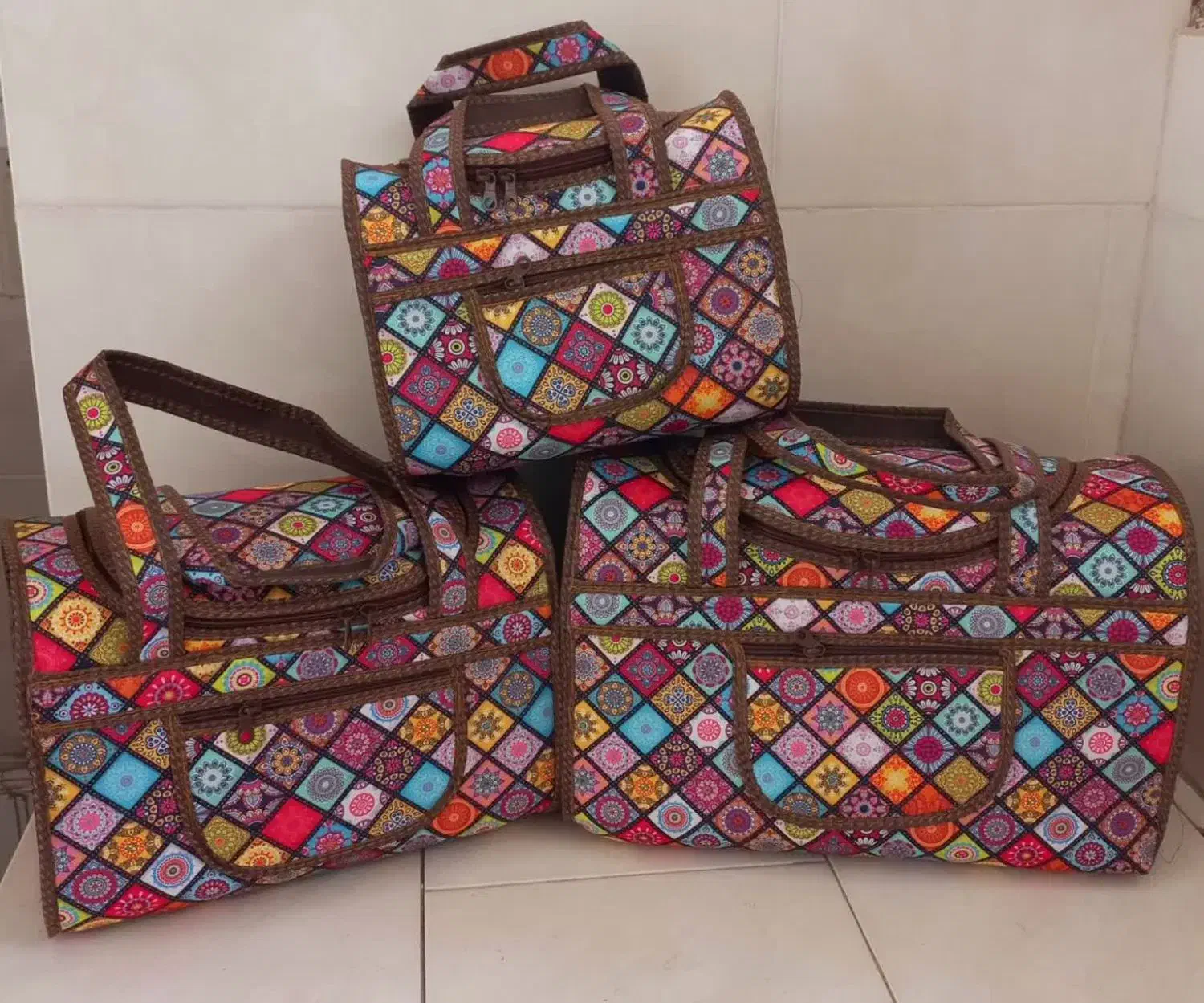 ساک مسافرتی|کیف، کفش، کمربند|سوسنگرد, |دیوار