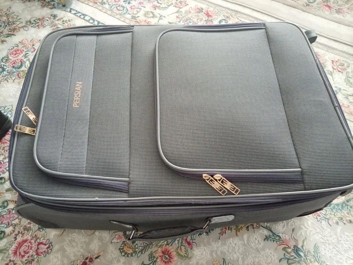 چمدان|کیف، کفش، کمربند|سنندج, |دیوار