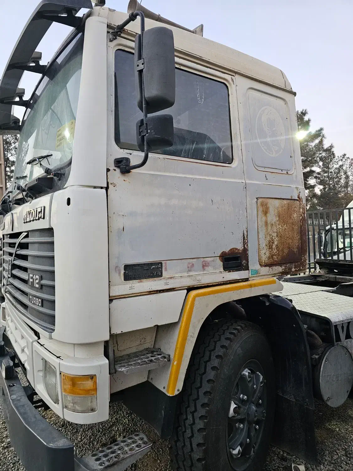 اف ۱۲ کشنده|خودرو سنگین|اسلام‌شهر, شاطره|دیوار