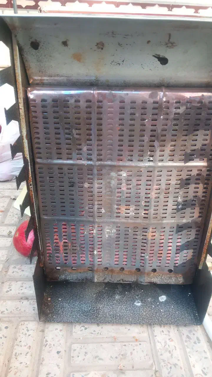 فروش کباب پز  ۸ سیخه در حدنو|اجاق گاز و لوازم برقی پخت‌وپز|نجف‌آباد, شریعتی|دیوار