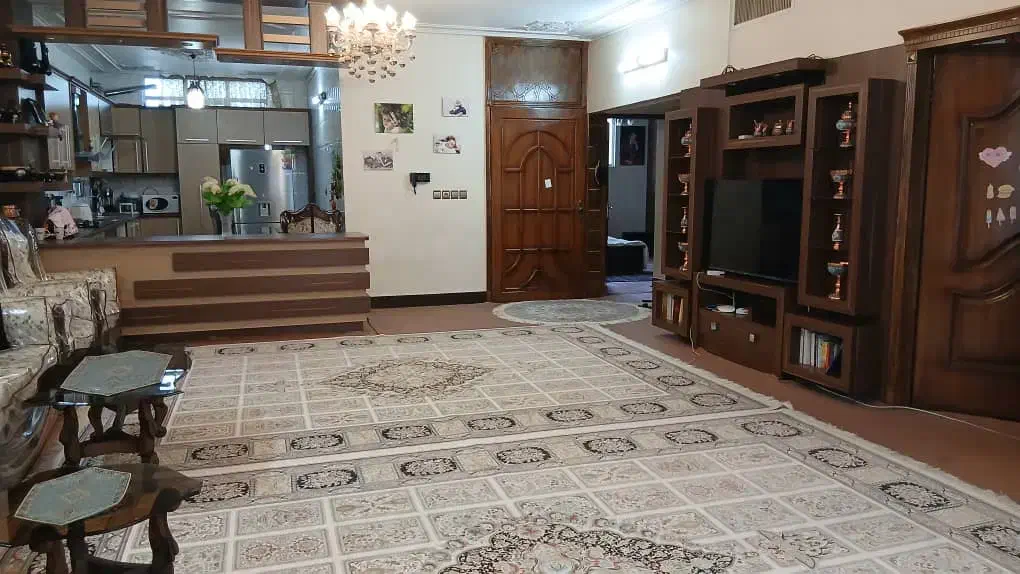 فروش دو طبقه 250 متر در میرزا طاهر   خورسندی|فروش خانه و ویلا|اصفهان, ناژوان|دیوار