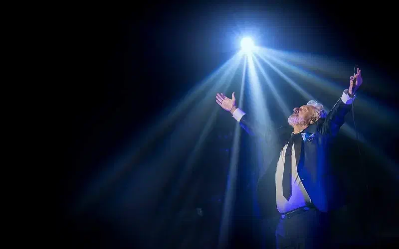 کنسرت بزرگ ابی/ تور لحظه آخری دبی/ویزا/ بلیط چارتر|تور و چارتر|اهواز, کیانپارس |دیوار