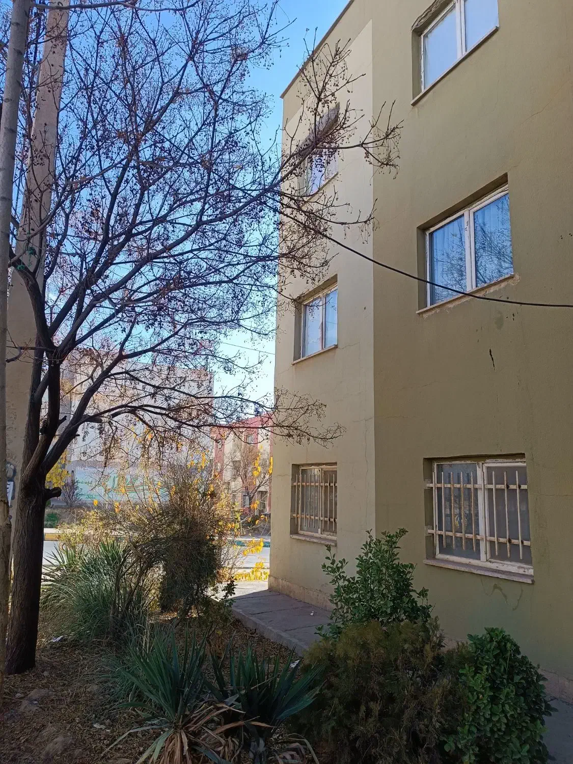 واحد ۷۵ متری پاکان روبروی مترو شهرجدیدهشتگرد|فروش آپارتمان|هشتگرد, شهرک ریحانه|دیوار