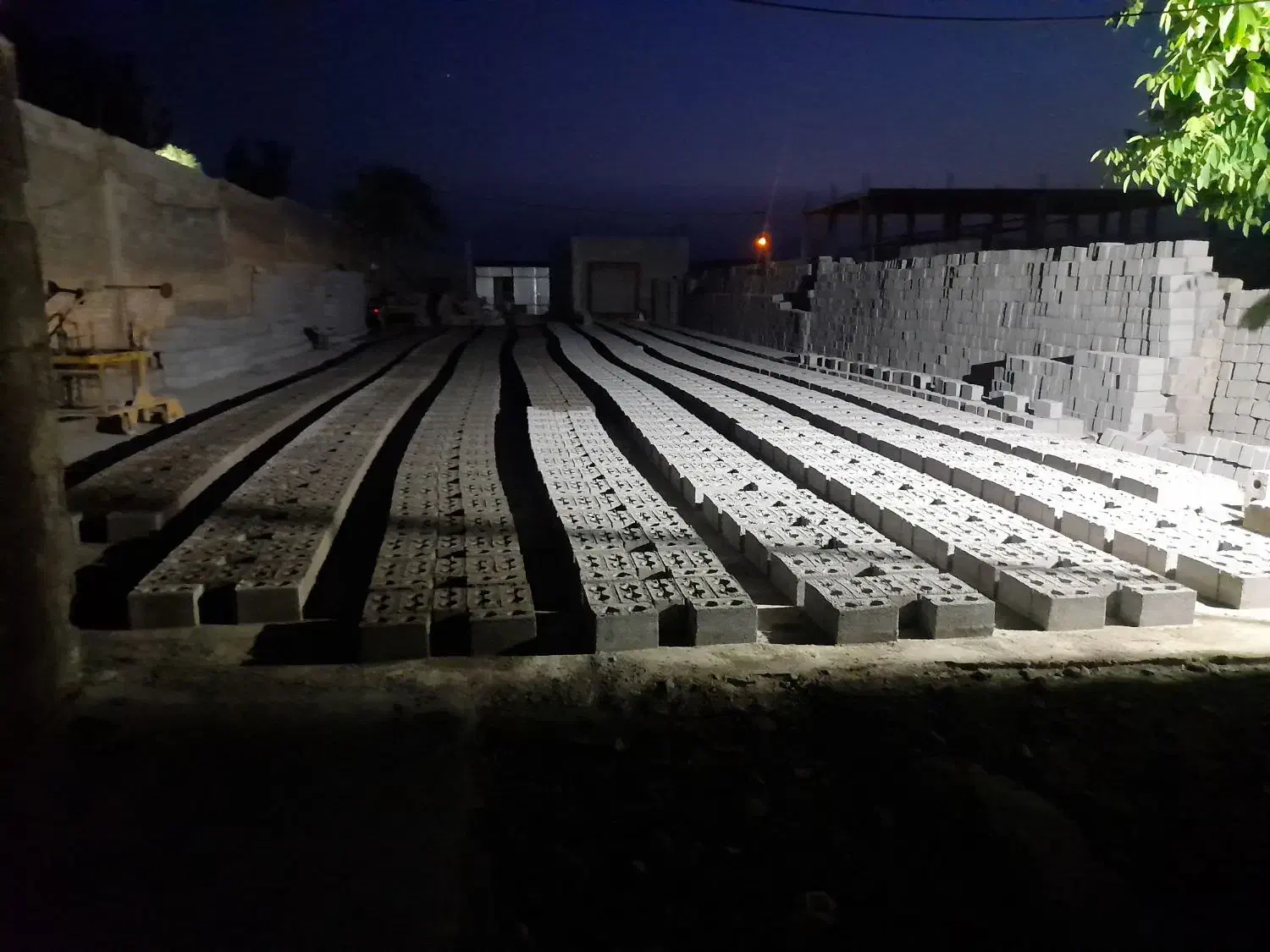 بلوک ۱۵ در۳۰ استخری شیلاتی|مصالح و تجهیزات ساختمان|شهرکرد, |دیوار