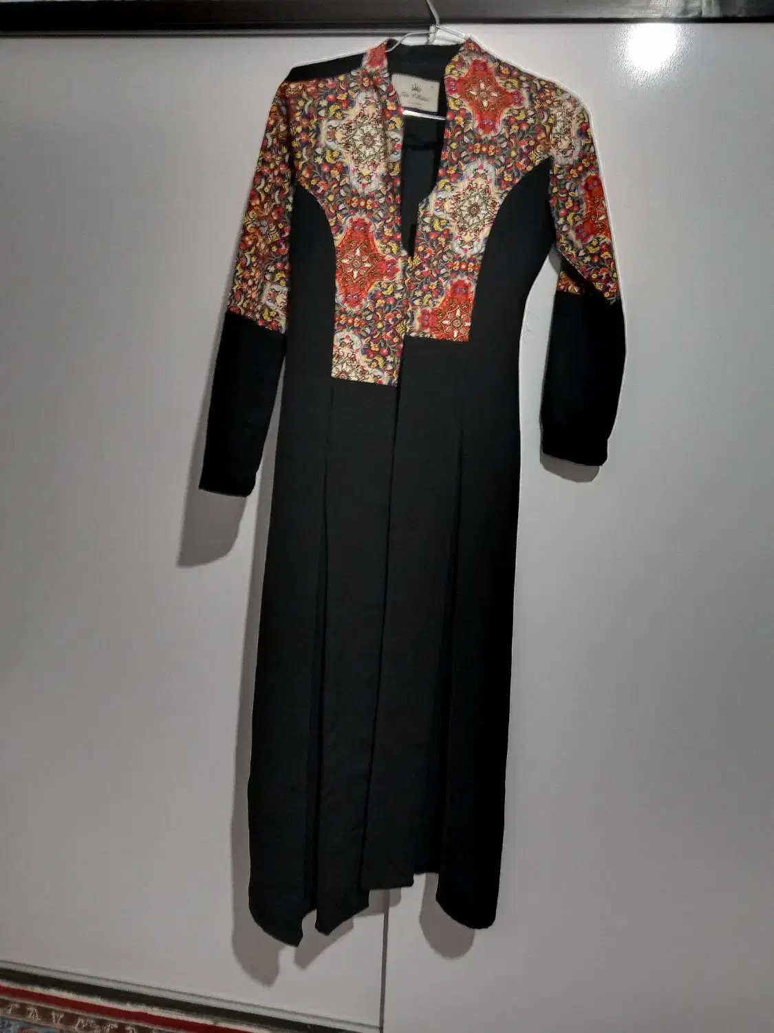 لباس مجلسی ومامتو پالتو|لباس|تالش, هشتپر|دیوار