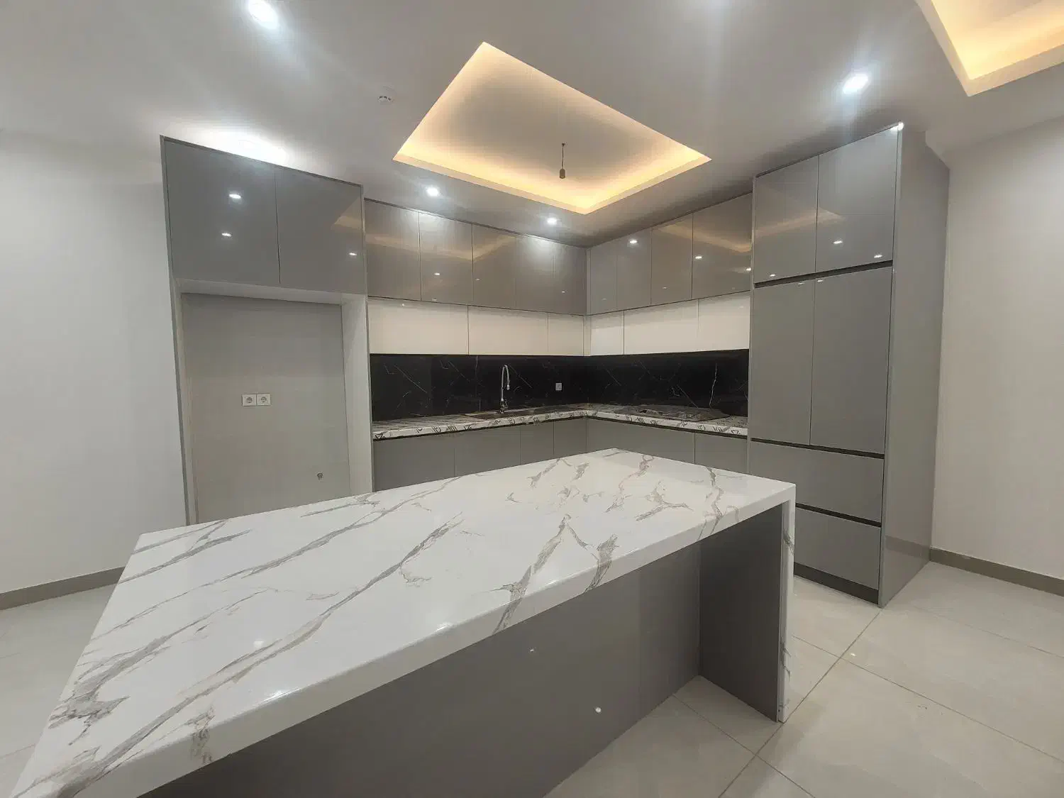 خیریان شمالی واحد۱۲۰متری طبقه دوم وسوم/مدرن/نوساز|فروش آپارتمان|نوشهر, |دیوار