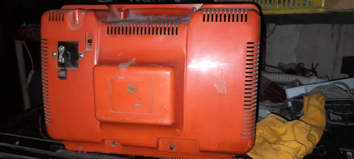 تلویزیون سیاه سفید|تلویزیون و پروژکتور|قرچک, باقرآباد|دیوار