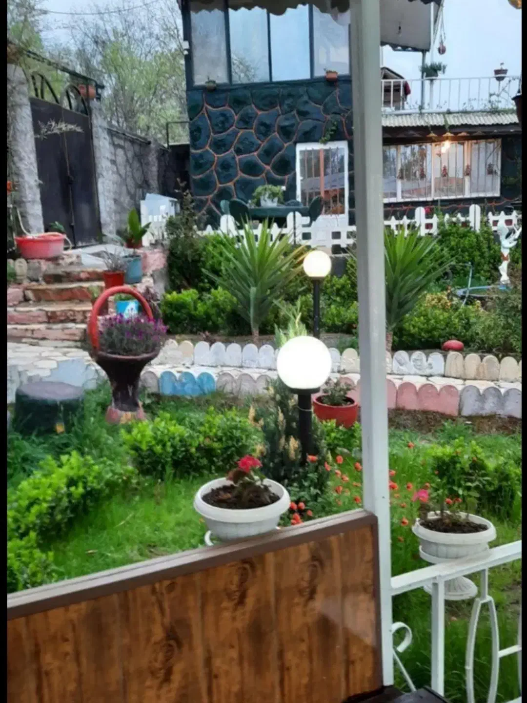 باغ ویلای جنگلی خوش منظره|اجارهٔ کوتاه‌مدت ویلا و باغ|اطاقور, |دیوار