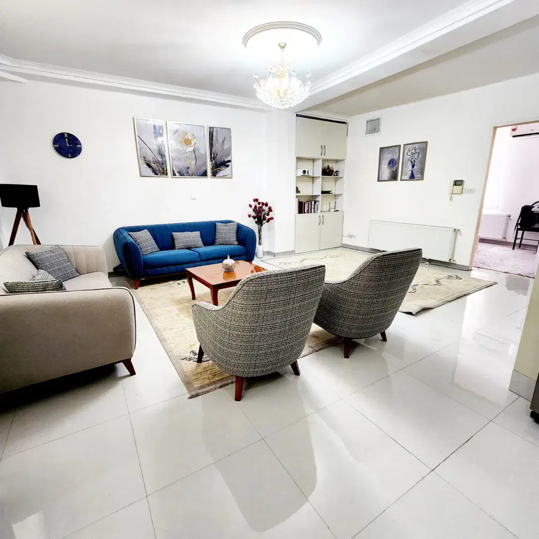 ۷۵متر/۲خواب/بازسازی شده/روی همکف/اشرفی