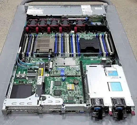 سرور اورجینال server-HP dl360 Gen-9|مودم و تجهیزات شبکه|تهران, میدان ولیعصر|دیوار