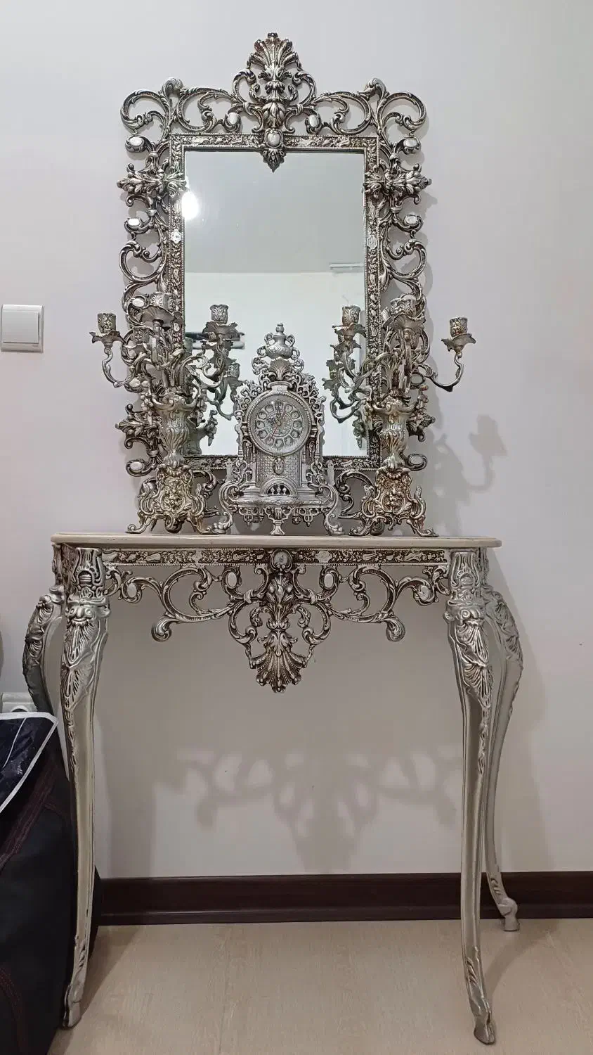 آیینه شمعدان و ساعت و کنسول|صنایع دستی و سایر لوازم تزئینی|اصفهان, وحید|دیوار