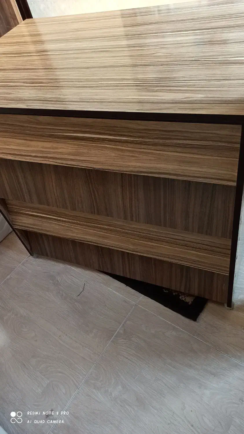 میز و صندلی|میز تحریر و کامپیوتر|بهارستان, |دیوار