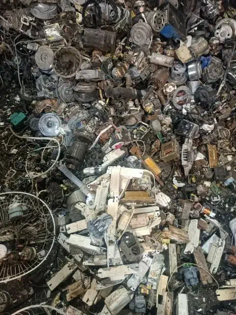 فروش و خرید انواع آرمیچر ، موتور و کولر های فرسوده|خدمات پیشه و مهارت|نجفآباد, گلدشت|دیوار