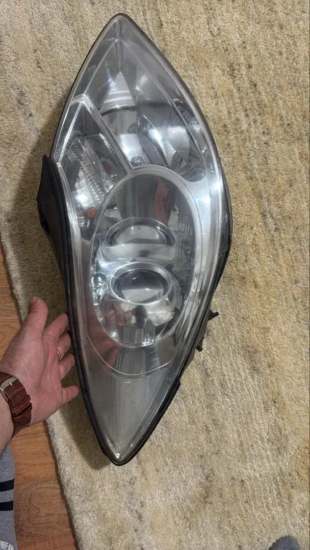 بزرگترین مرکز پخش چراغ و قطعات بدنه ی خوردو|قطعات یدکی و لوازم جانبی|اصفهان, سعادت‌آباد|دیوار