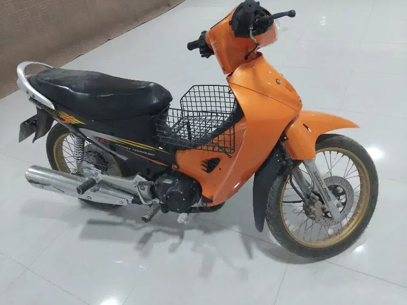 موتور ویو مدل ۹۵ صفر کاربراتور|موتورسیکلت|مرودشت, استادیوم|دیوار