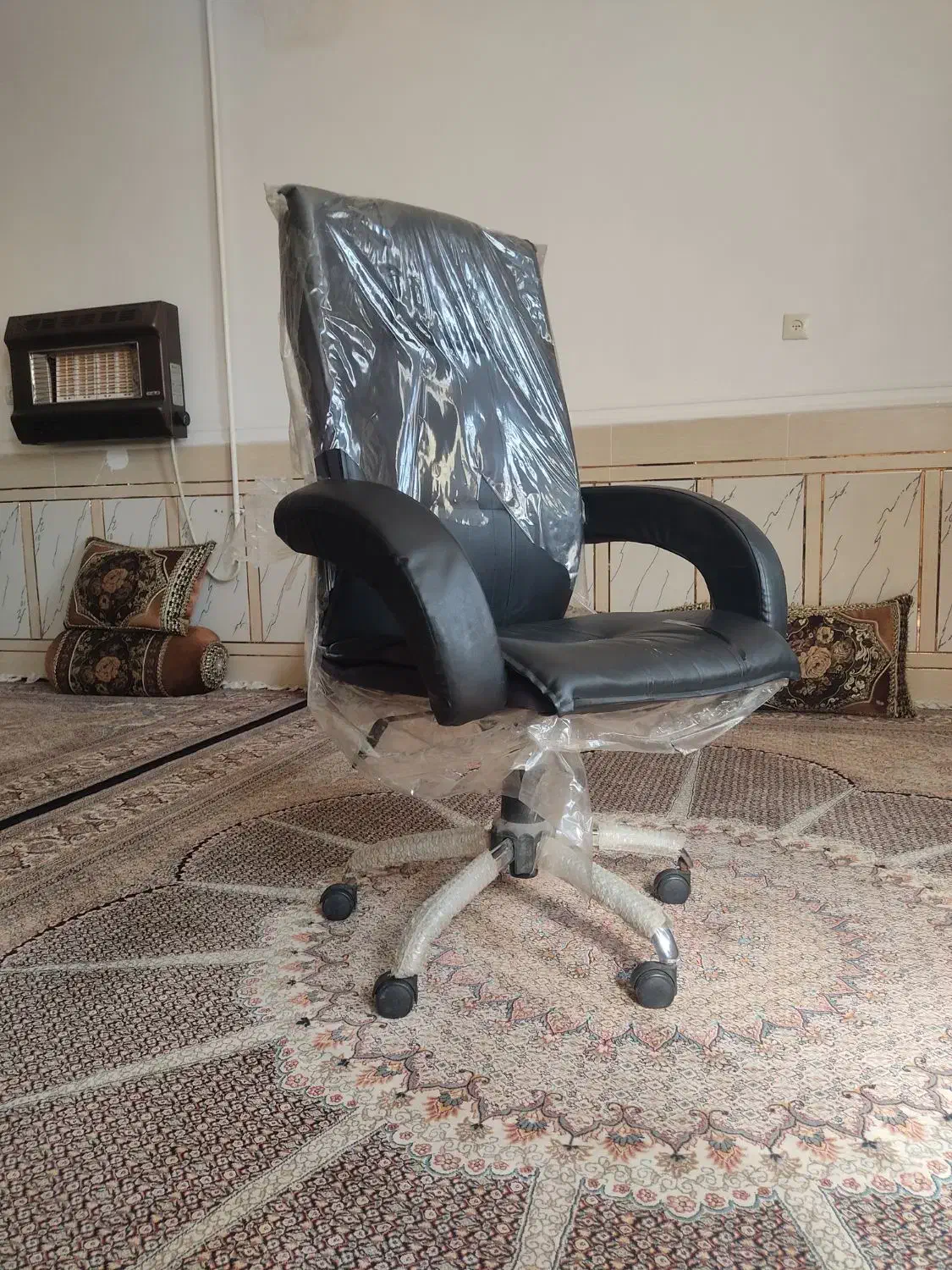 صندلی|صندلی و نیمکت|دهدشت, |دیوار