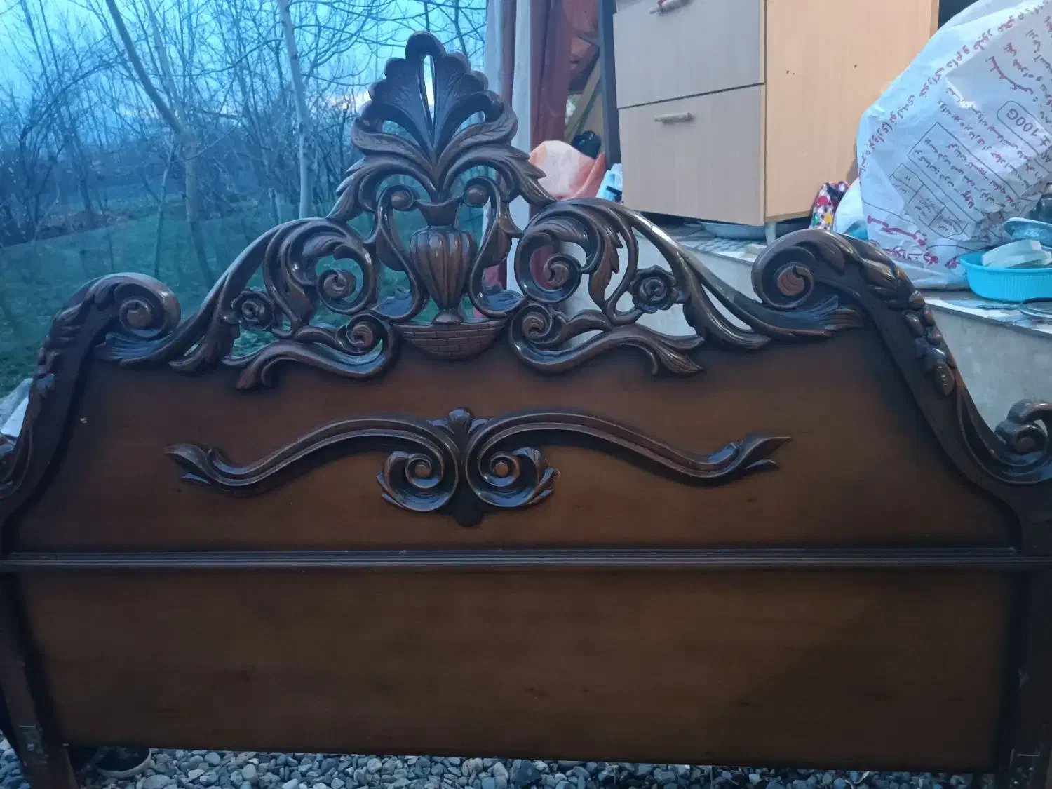 تخت|تخت و سرویس خواب|رشت, لاکان|دیوار