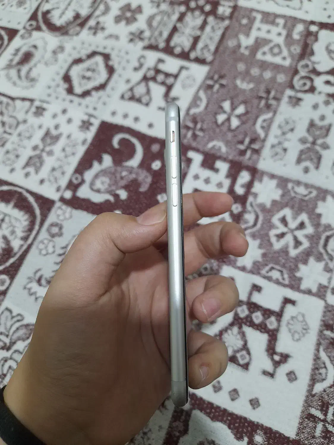 گوشی ایفون ۷|موبایل|اندیشه, اندیشه فاز ۱|دیوار