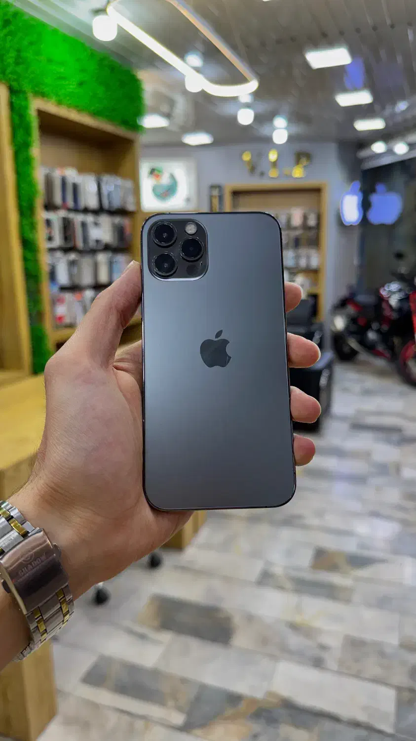 12pro|موبایل|ارومیه, |دیوار