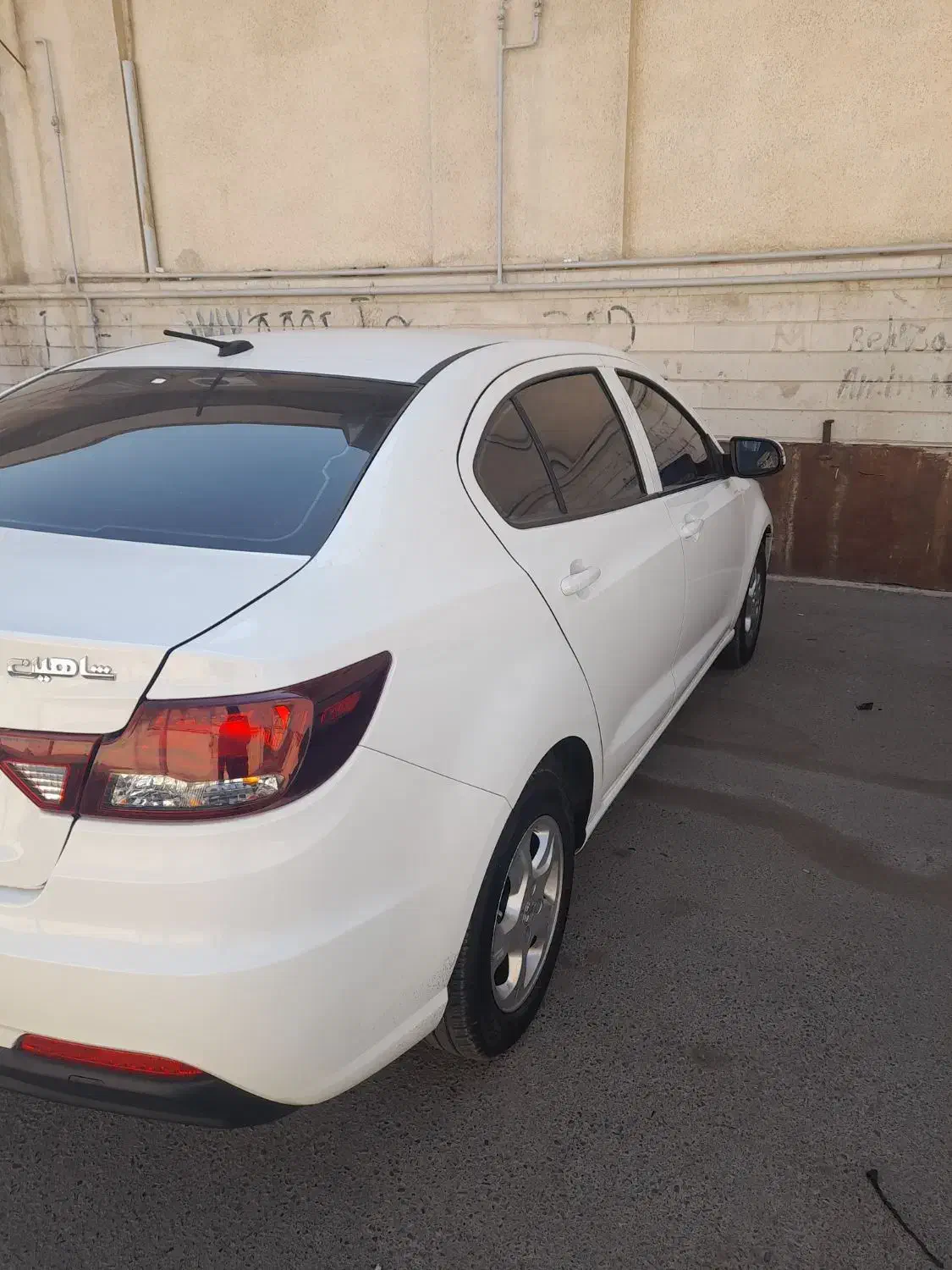 شاهین بدون سانروف مدل ۴۰۳ بیرنگ|خودرو سواری و وانت|اندیشه, اندیشه فاز ۲|دیوار