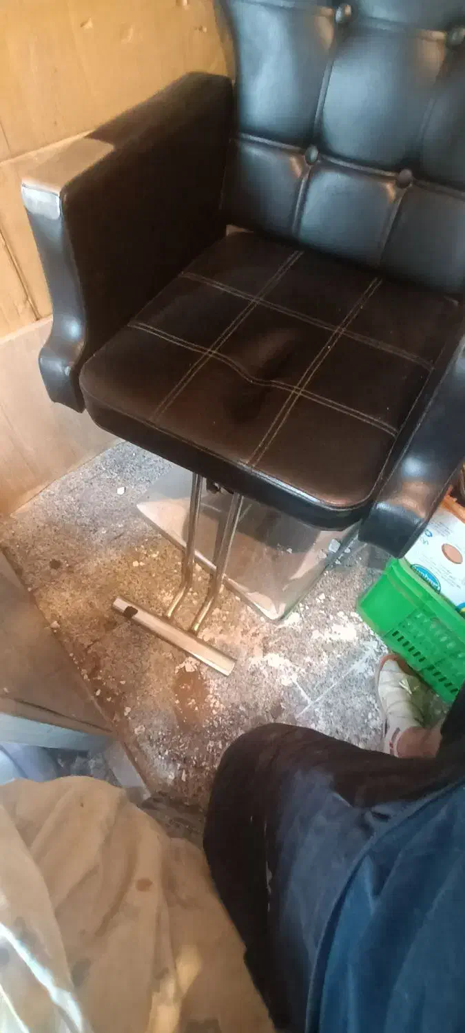 صندلی جک داره ارایشگاه. و ترولی|آرایشگاه و سالنهای زیبایی|ری, ظهیرآباد|دیوار