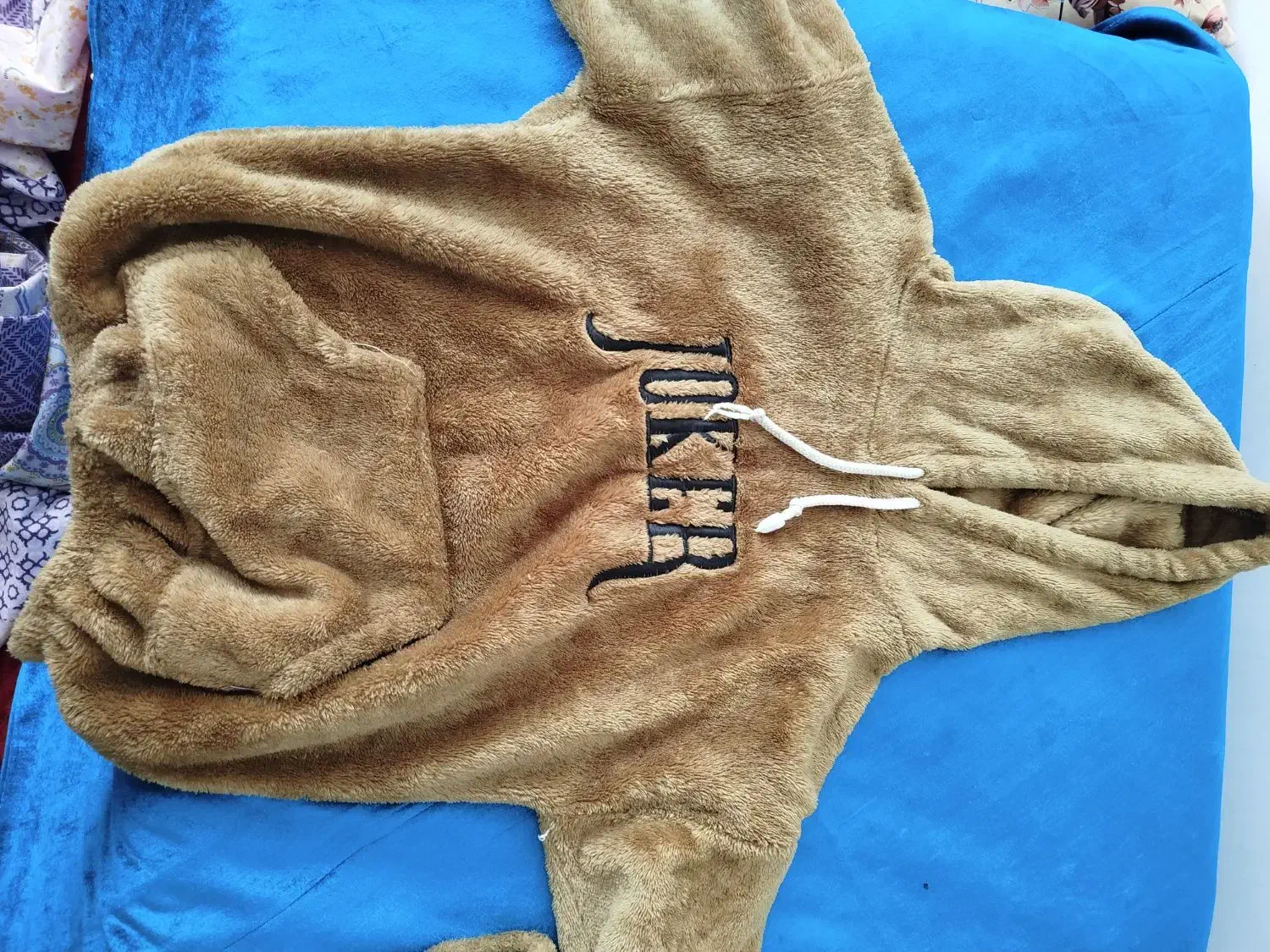 لباس گرم|لباس|تویسرکان, |دیوار