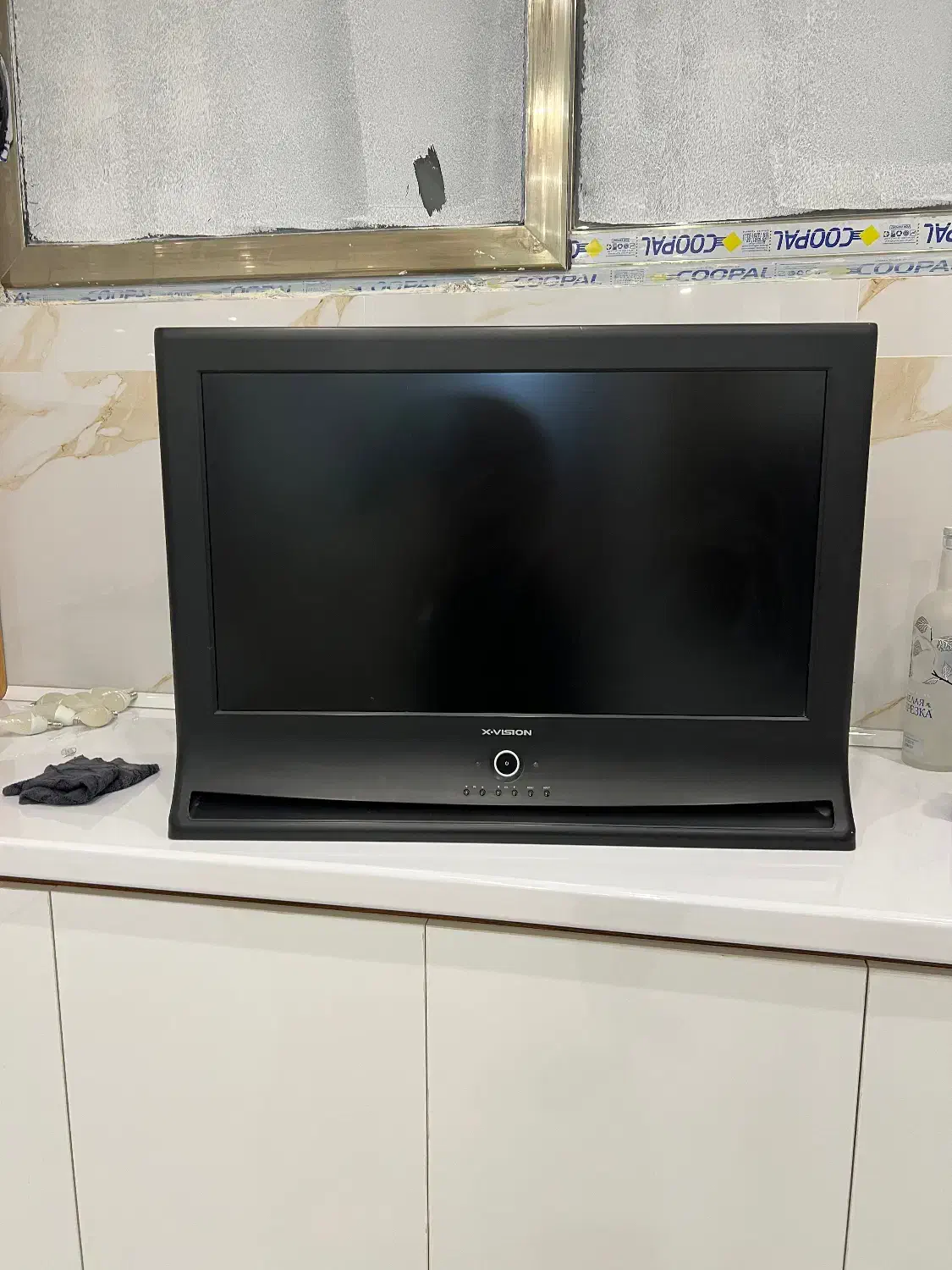 تلویزیون ۳۲ اینچ کاملا سالم|تلویزیون و پروژکتور|اصفهان, ارغوانیه|دیوار