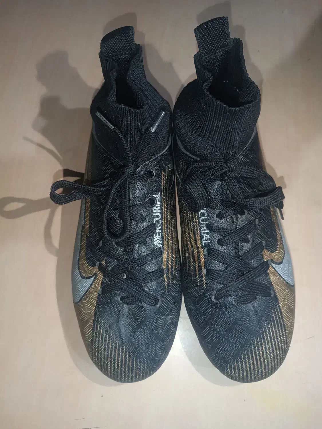 کفش استوک فوتبالی|کیف، کفش، کمربند|قم, شاه سید علی|دیوار