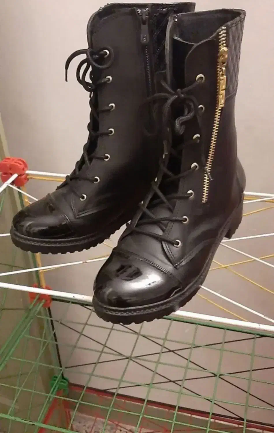 پوشاک زنانه نوی نو|لباس|رشت, گلباغ نماز|دیوار