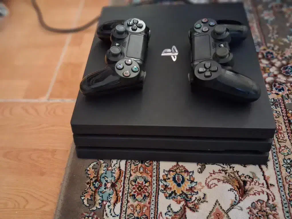 پی اس فور یک ترا اکانتی|کنسول، بازی ویدئویی و آنلاین|پرند, فاز ۲|دیوار