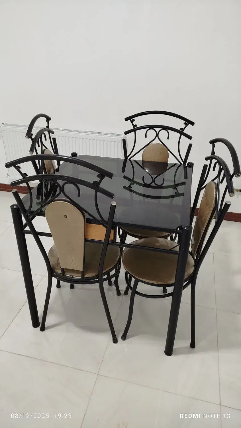 میز غذا خوری|مبلمان خانگی و میز عسلی|خمین, |دیوار