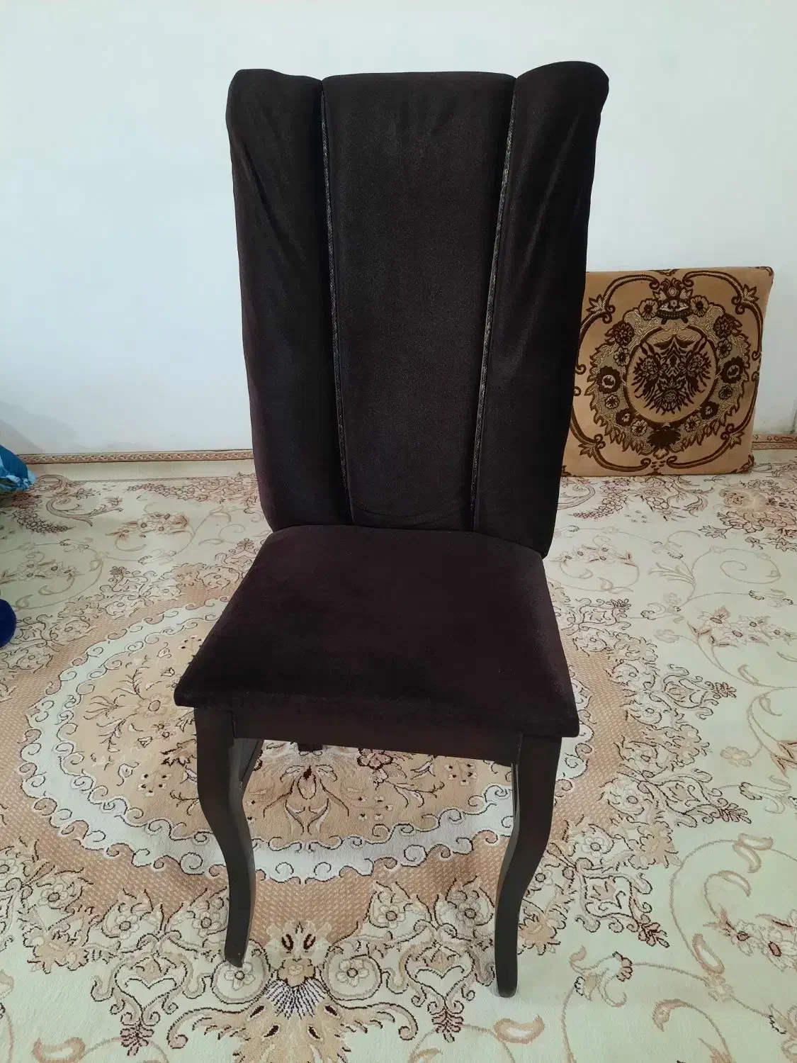 مبل به همراه میز|مبلمان خانگی و میز عسلی|چمستان, |دیوار