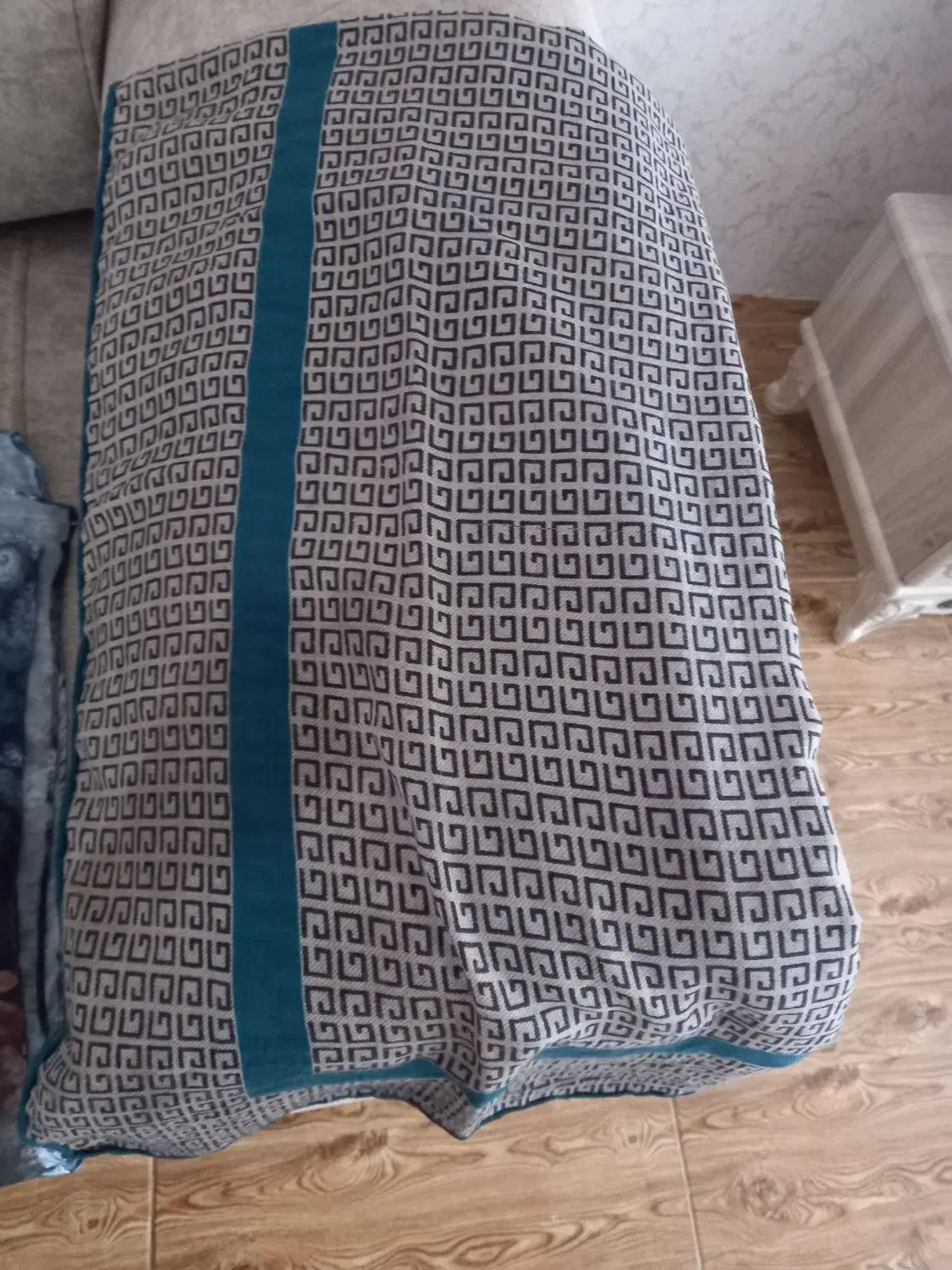 لباس زنانه|لباس|اردبیل, |دیوار