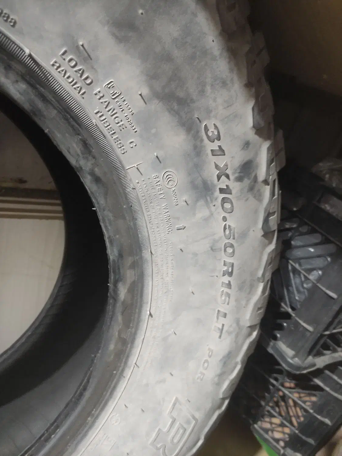 لاستیک پاترول.پیکاپ31|قطعات یدکی و لوازم جانبی|آبیک, |دیوار